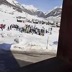 Bait DossAlt